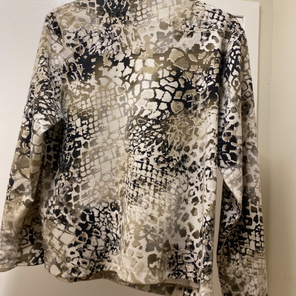 Alia Zip Up Jacket - Picture 4 of 7